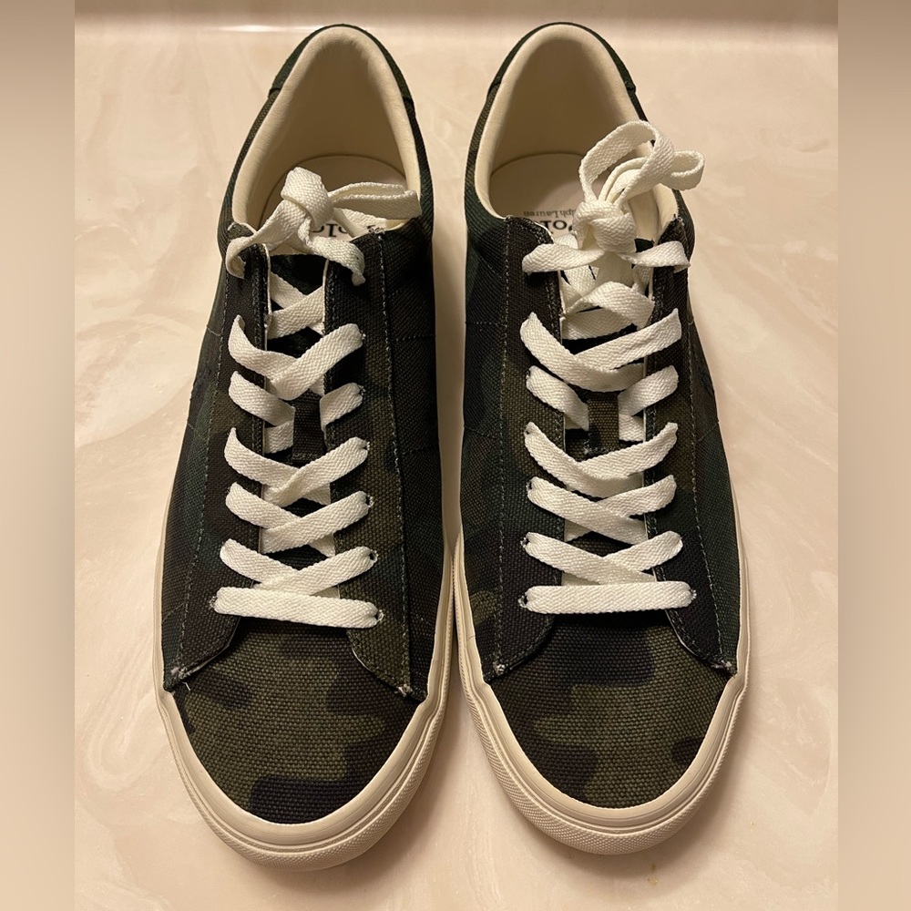 POLO RALPH LAUREN SAYER-SK-VLC
GREEN MU
WAXED CANVAS/SUEDE MEN SIZE 10.5